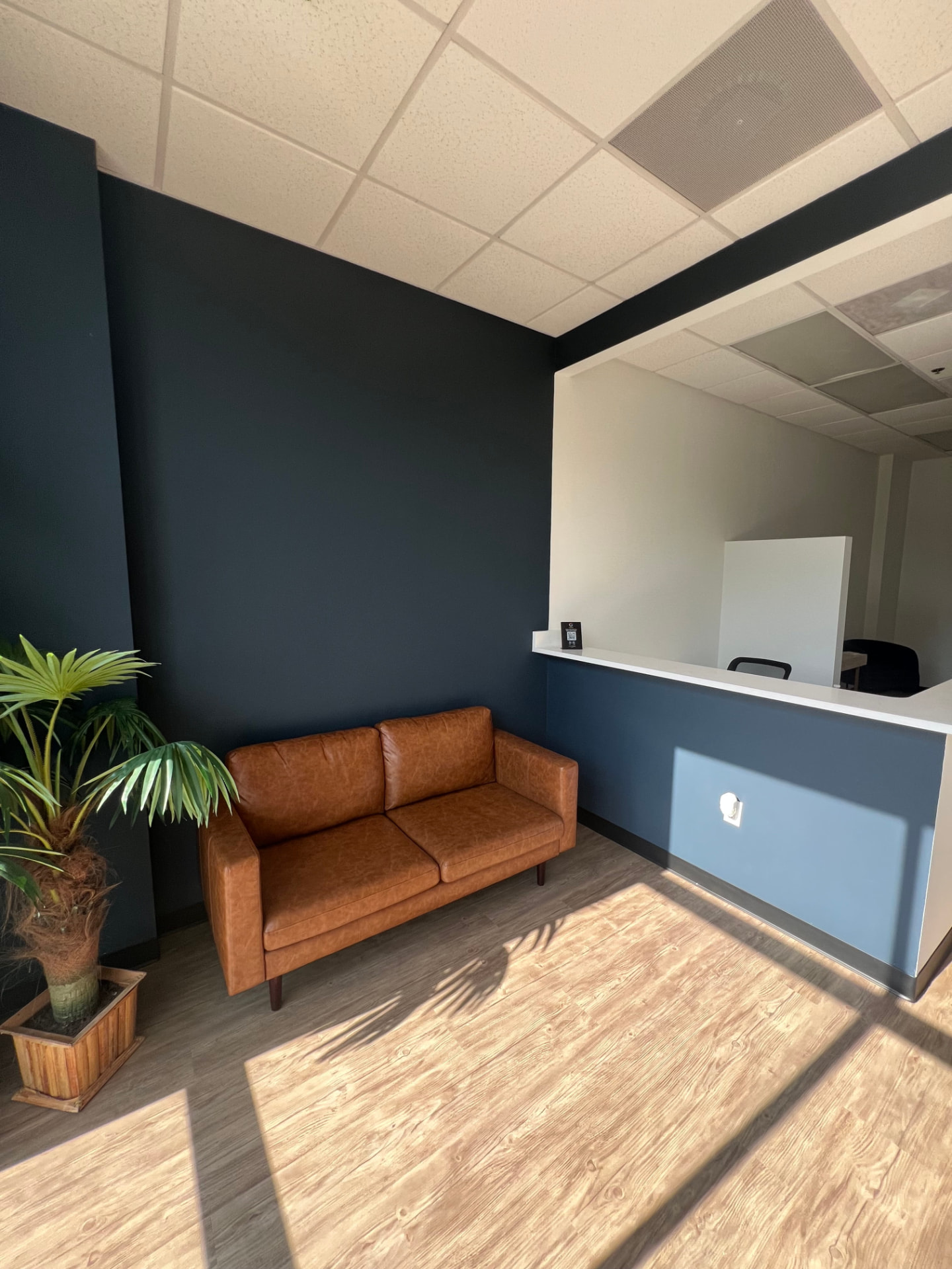 Elevate Spine & Performance reception and waiting area